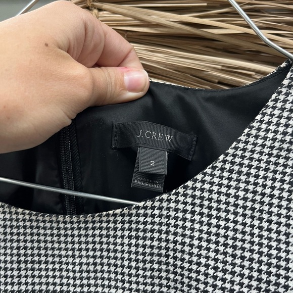 J. Crew houndstooth knee length cap sleeve linen blend dress - Picture 2 of 3